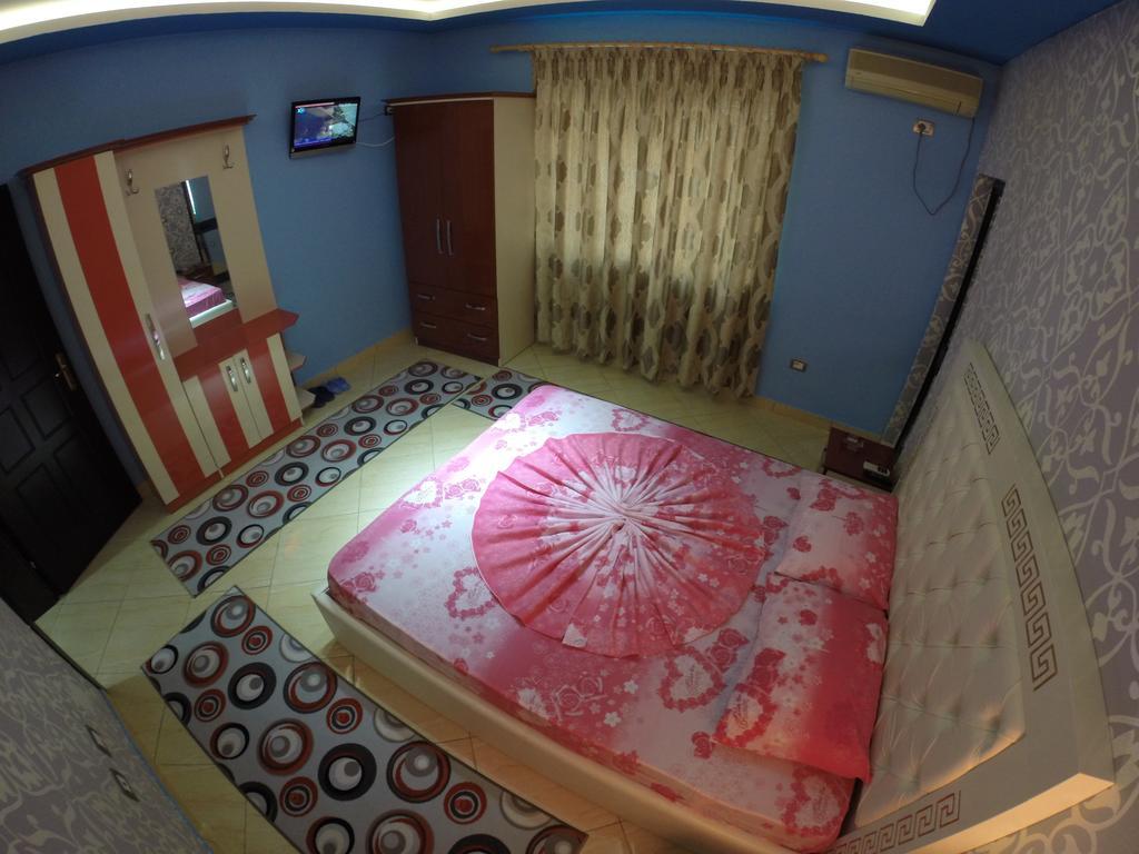 Hotel Buza New Shtoj Zimmer foto